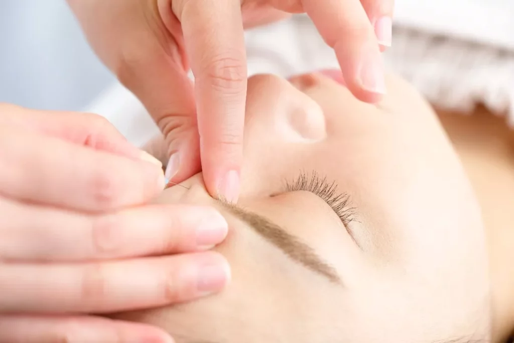 What Treatment Does A Certified Acupuncturist Follow?